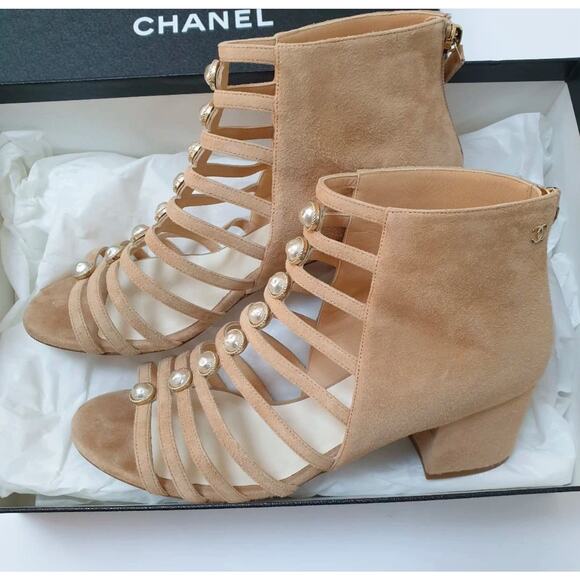 Chanel 19P Beige Suede Ankle Strap Sandals Sz.39 - Picture 1 of 9